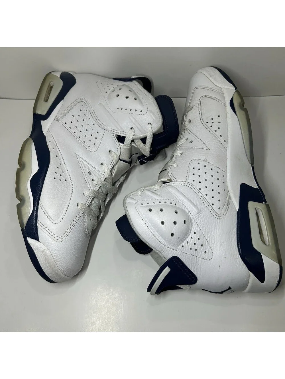 Air Jordan 6 Retro Midnight Navy - Size 8.5 - (CT8529-141)